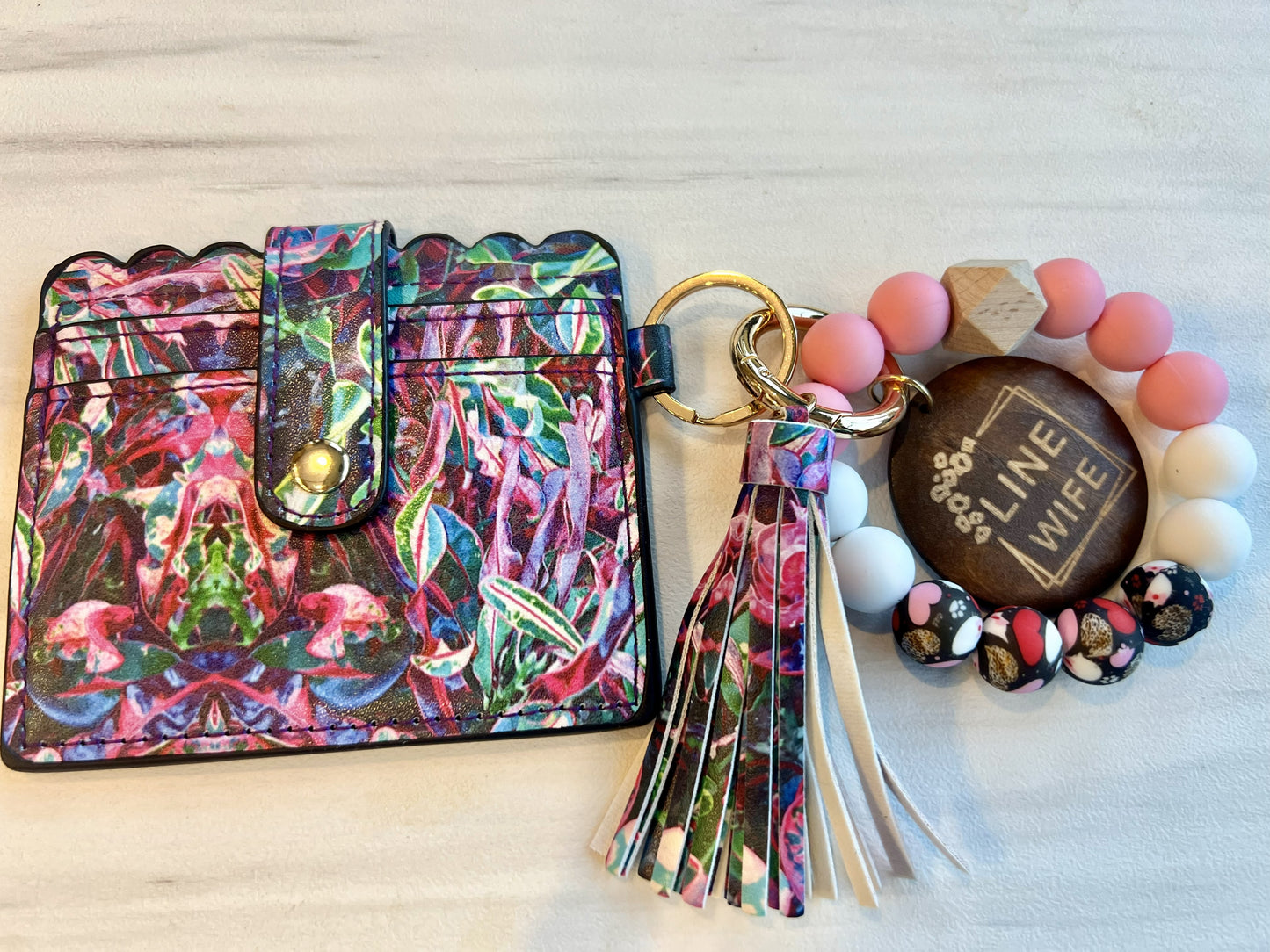 Linewife Wallet & Keychain Set